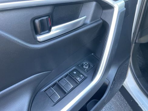 Used 2023 Toyota RAV4 XLE image 18