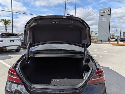 New 2026 Genesis G70 2.5T Prestige image 32