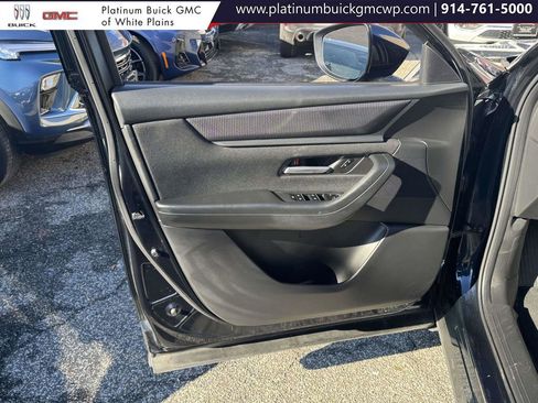 Used 2025 MAZDA CX-90 3.3 Turbo w/ Select Package image 16