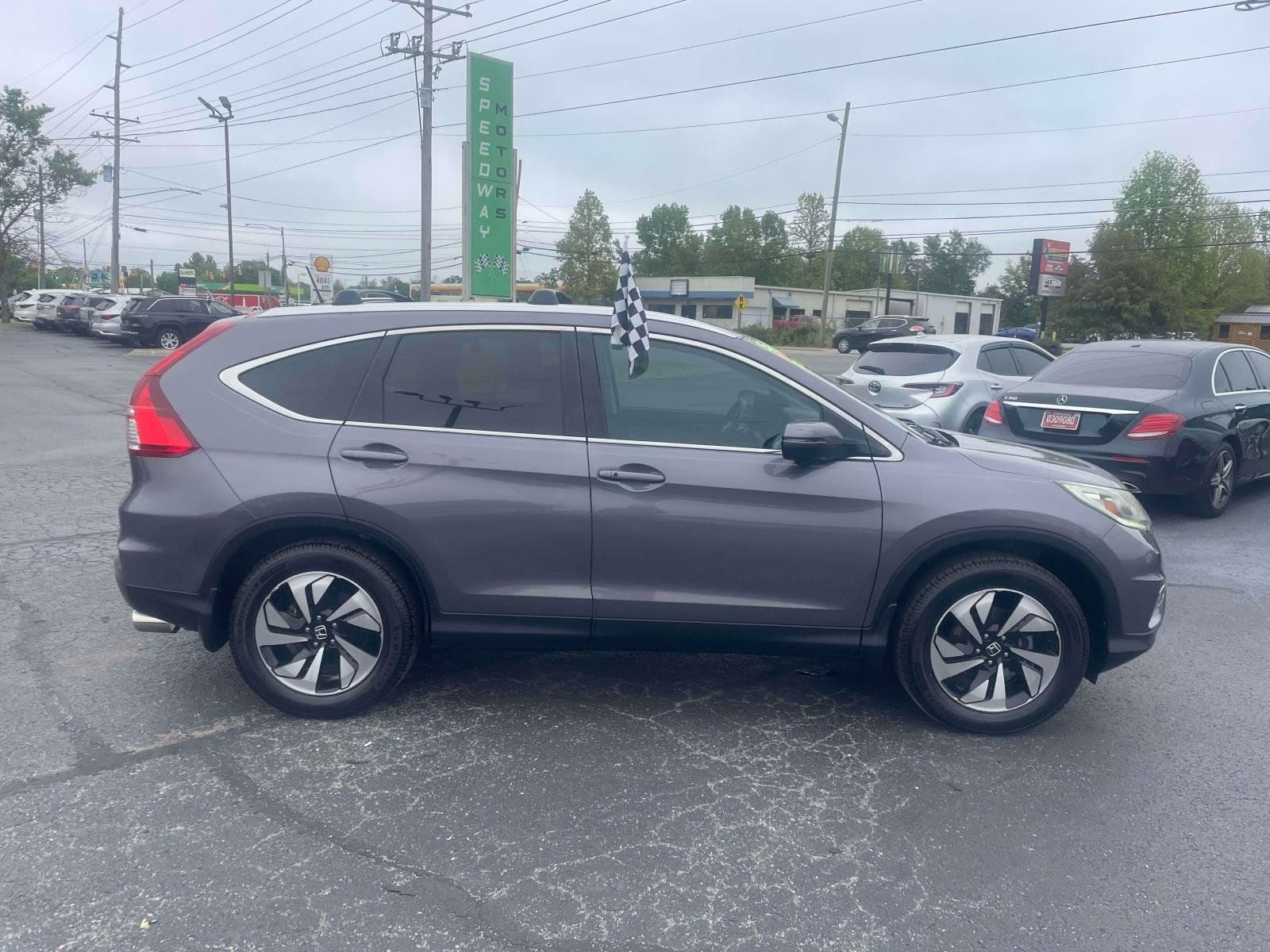 Used 2015 Honda CR-V Touring image 9