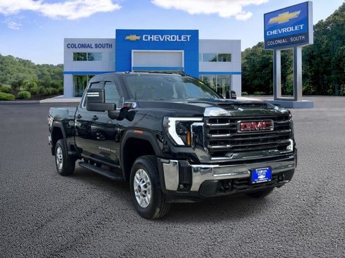 Certified 2024 GMC Sierra 2500 SLE w/ SLE Convenience Package AWD/4WD image 8