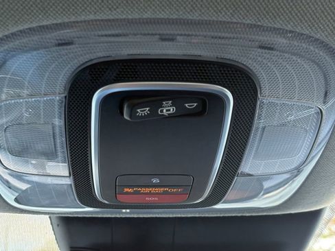 Used 2023 Hyundai Elantra SEL image 25