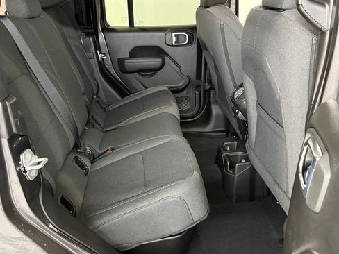 New 2025 Jeep Gladiator Willys image 14