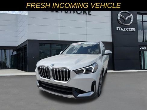 Used 2025 BMW X1 xDrive28i image 6
