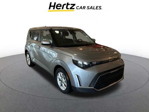 Used 2025 Kia Soul LX w/ LX Technology Package image 1