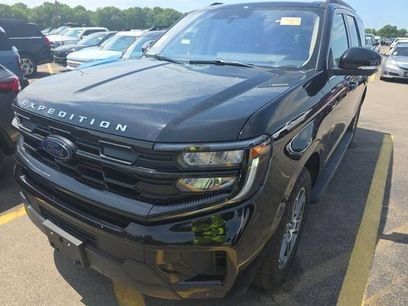 Used 2025 Ford Expedition Active