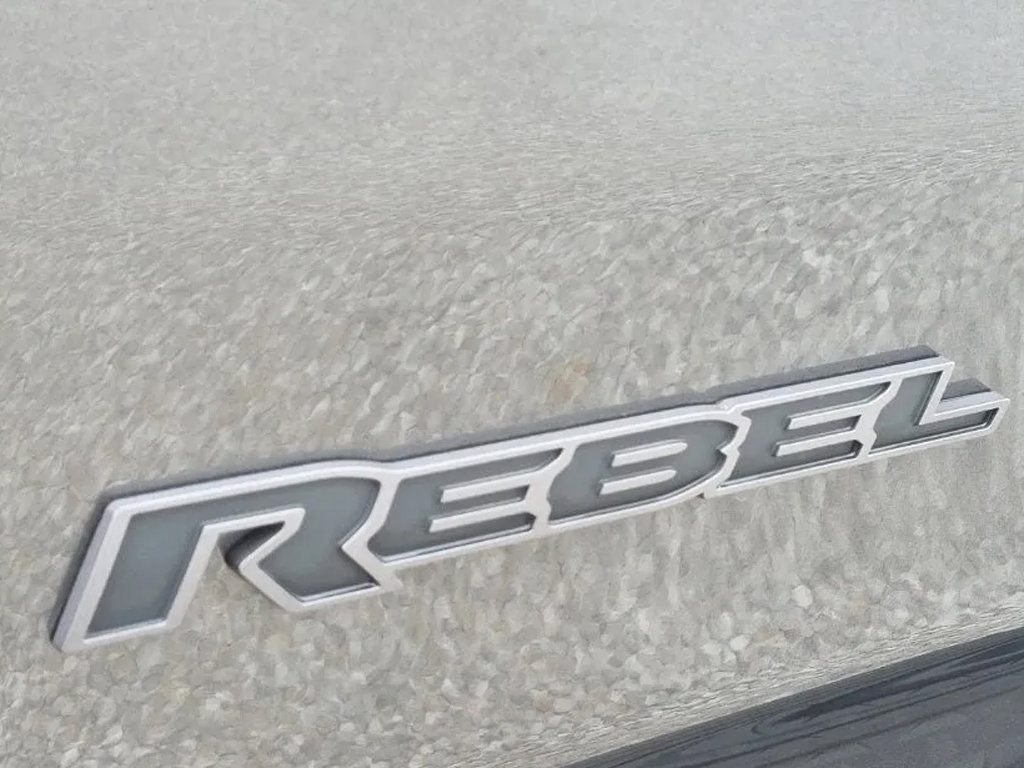 Used 2019 RAM 1500 Rebel w/ Level 1 Equipment Group AWD/4WD image 10
