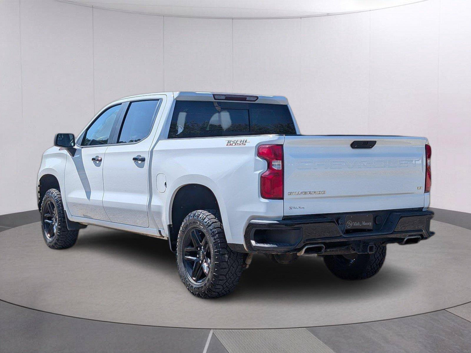 Used 2020 Chevrolet Silverado 1500 LT Trail Boss AWD/4WD image 3