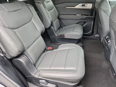 New 2026 Ford Explorer Active w/ Active Comfort Package AWD/4WD image 21