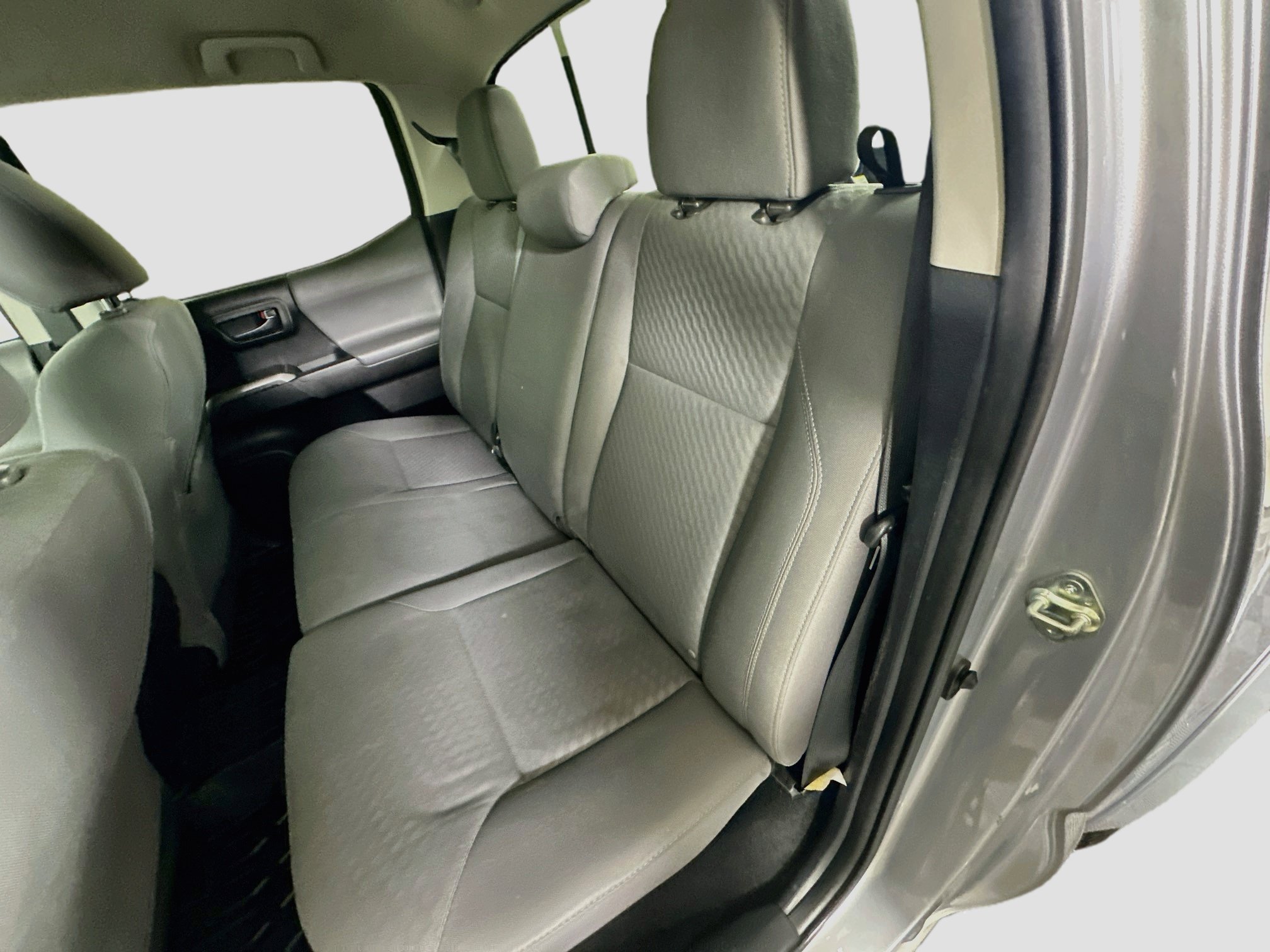 Used 2021 Toyota Tacoma SR5 RWD image 27