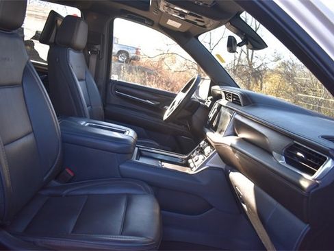 Certified 2021 GMC Yukon Denali w/ Denali Premium Package image 16