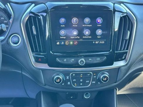 Used 2023 Chevrolet Traverse LT FWD image 14