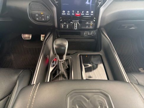 Used 2022 RAM 1500 Laramie AWD/4WD image 19