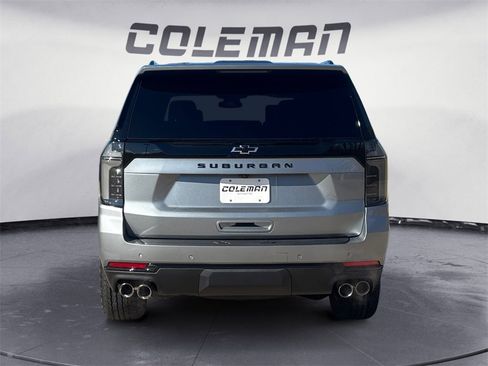 New 2026 Chevrolet Suburban Z71 image 4