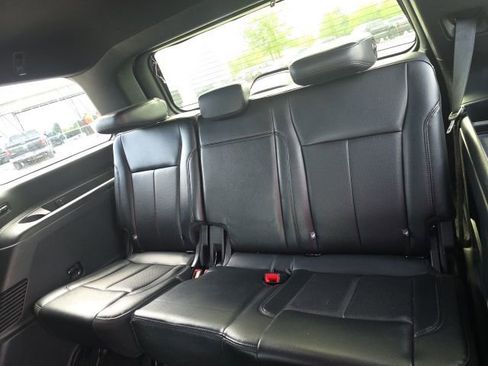 Used 2020 Ford Expedition XLT w/ Equipment Group 202A image 11