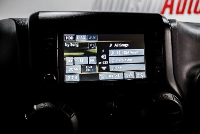 Used 2015 Jeep Wrangler Unlimited Sport w/ Quick Order Package 24S AWD/4WD image 33