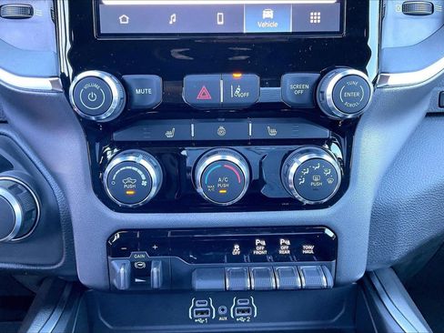 New 2026 RAM 1500 Big Horn w/ Night Edition AWD/4WD image 15