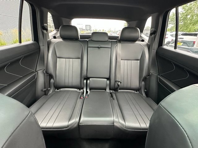 Certified 2024 Volkswagen Tiguan SE R-Line AWD/4WD image 26