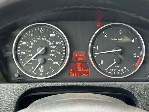 Used 2012 BMW X5 xDrive35d AWD/4WD image 29