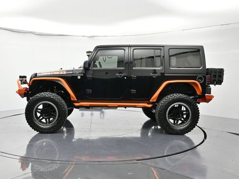 Used 2015 Jeep Wrangler Unlimited Sport w/ Connectivity Group image 8