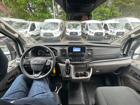 Certified 2025 Ford Transit 250 Low Roof w/ Exterior Upgrade Package RWD image 27