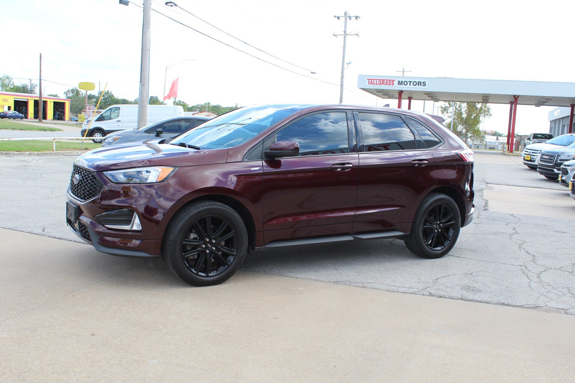 Used 2021 Ford Edge ST-Line FWD image 10