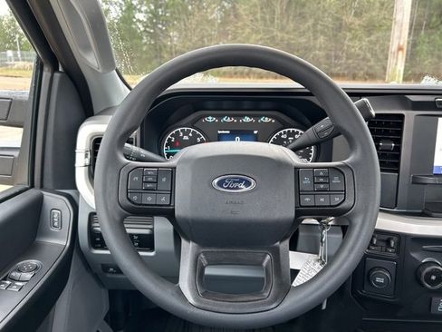 Used 2024 Ford F250 XL image 20