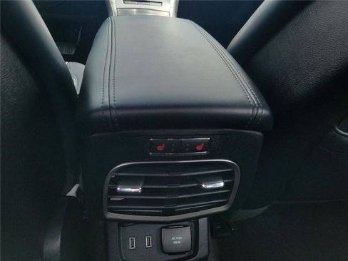 Used 2018 Lincoln MKZ Select w/ Technology Package FWD image 13