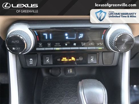 Used 2023 Toyota RAV4 XLE Premium image 20