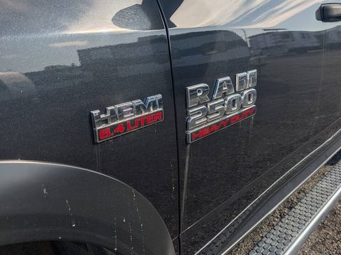 Used 2017 RAM 2500 Tradesman w/ Chrome Appearance Group AWD/4WD image 13