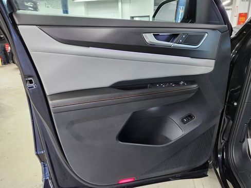 Certified 2024 Volkswagen Atlas Peak Edition SEL image 13