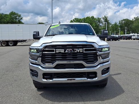 Used 2026 RAM 2500 Big Horn AWD/4WD image 2