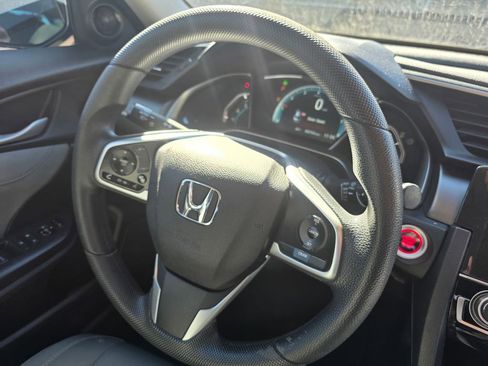 Used 2017 Honda Civic EX image 7