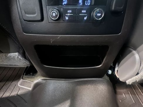 Used 2017 GMC Yukon Denali AWD/4WD image 23