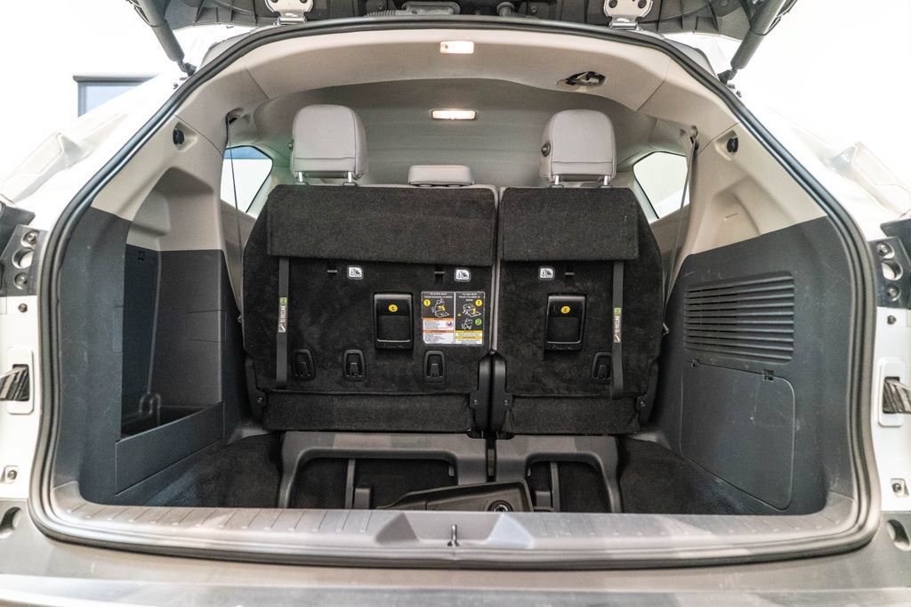 Certified 2024 Toyota Sienna XLE AWD/4WD image 35