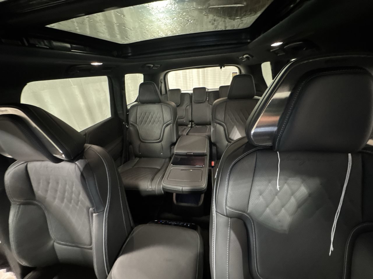 New 2026 INFINITI QX80 Autograph w/ Premium Cargo Package AWD/4WD image 31