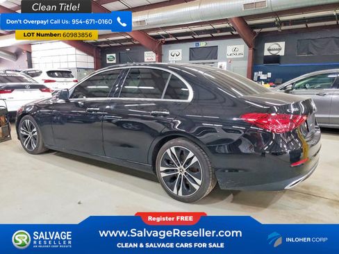 Used 2022 Mercedes-Benz C 300 4MATIC Sedan image 3