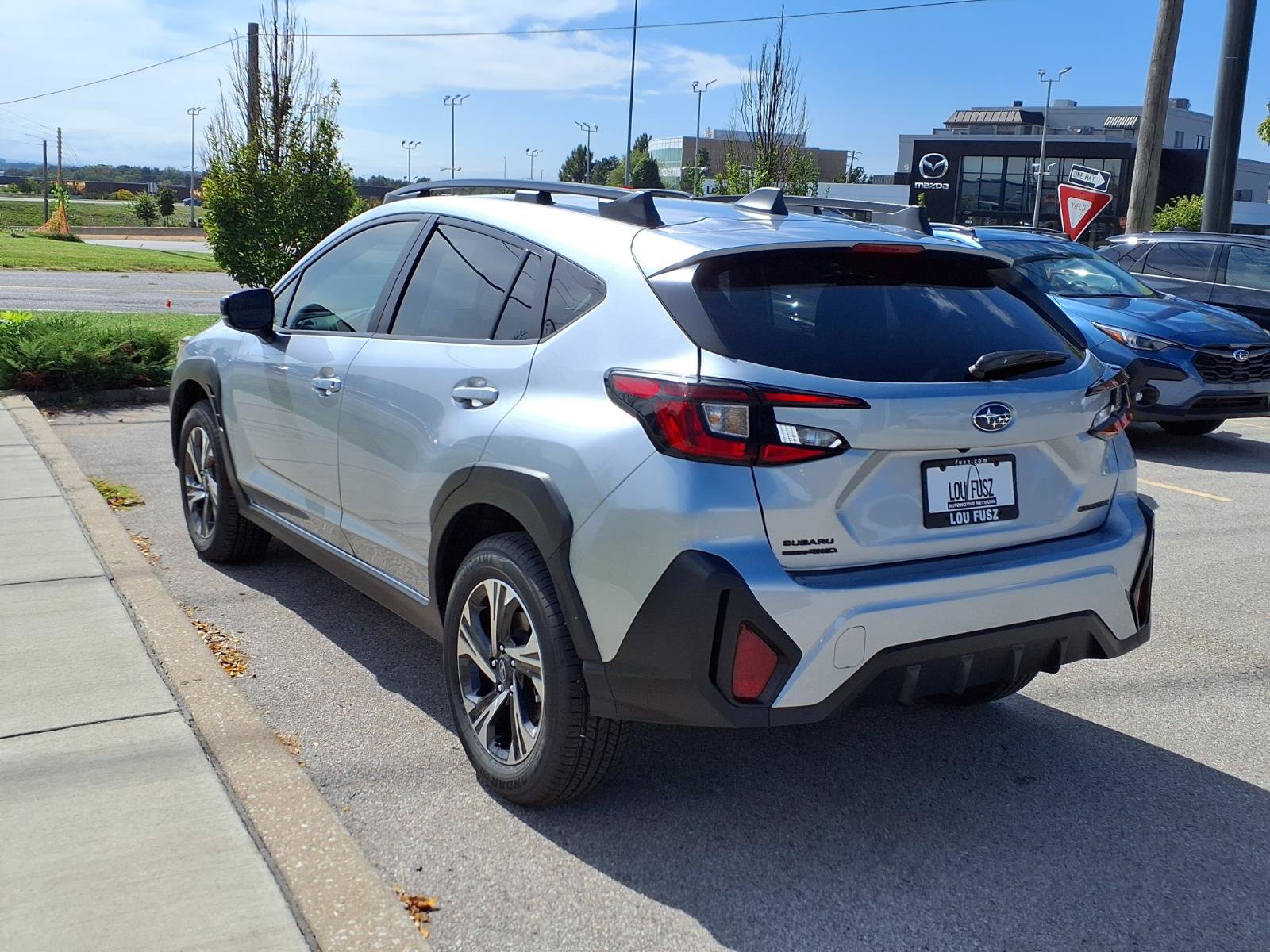 Used 2026 Subaru Crosstrek 2.5i Premium w/ Crosstrek Mirror Package AWD/4WD image 2