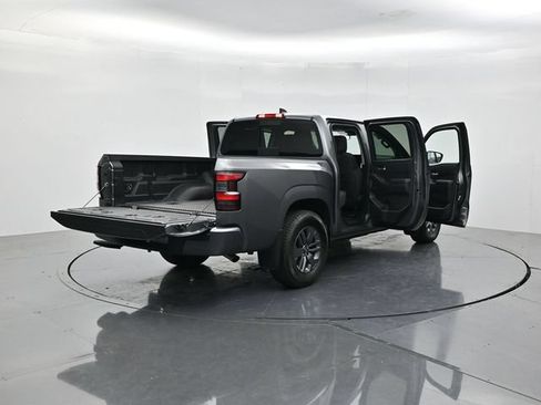 Used 2026 Nissan Frontier SV RWD image 49