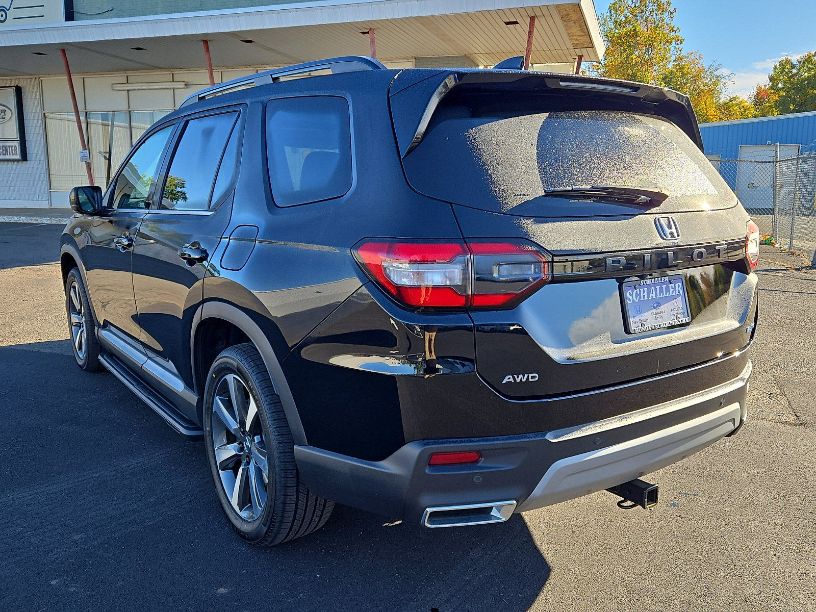 Used 2024 Honda Pilot Elite image 4