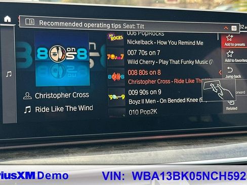 Used 2022 BMW M550i xDrive M550i xDrive w/ Dynamic Handling Package image 34