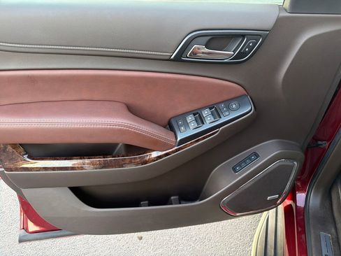 Used 2020 Chevrolet Tahoe Premier image 12
