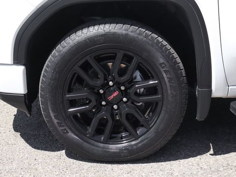 Used 2024 GMC Sierra 1500 Elevation w/ LPO, Elevation Black Package AWD/4WD image 49