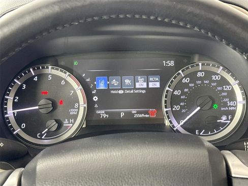 Certified 2024 Toyota Highlander XLE image 20