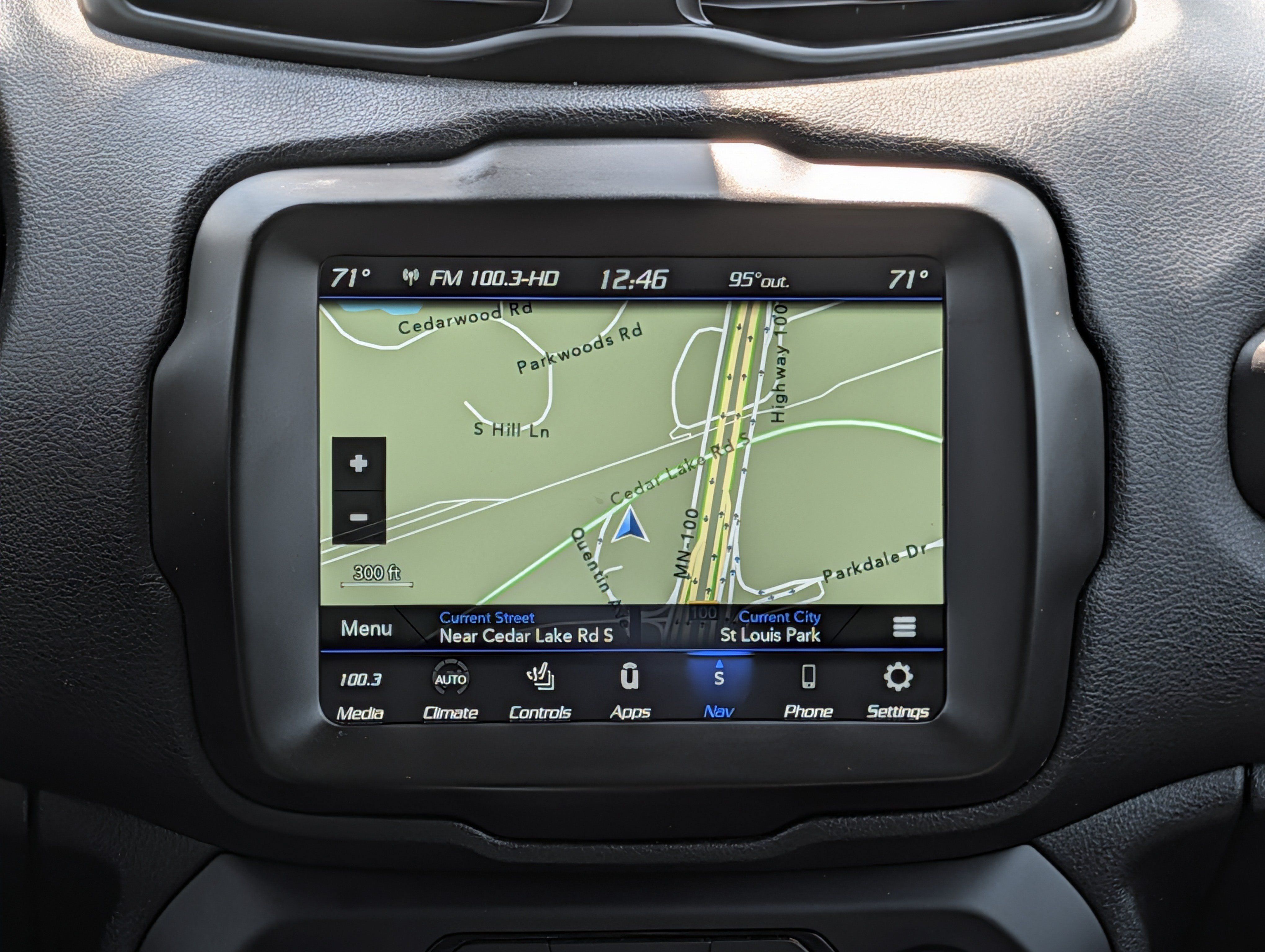 Used 2022 Jeep Renegade Trailhawk AWD/4WD image 22