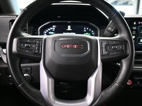 Used 2025 GMC Sierra 1500 SLT RWD image 30