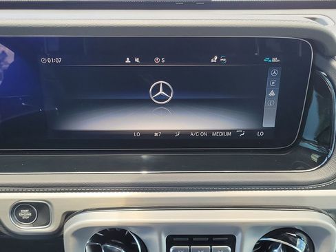 Used 2024 Mercedes-Benz G 550 image 17
