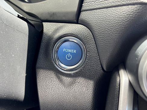 Used 2021 Toyota RAV4 XLE Premium AWD/4WD image 21