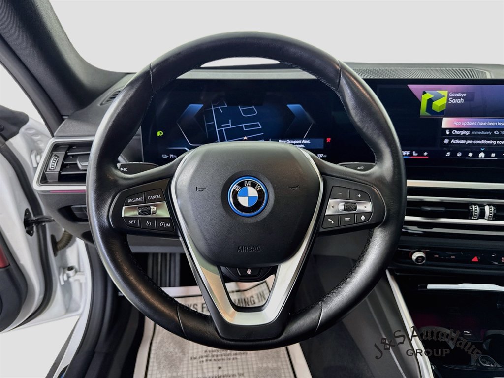 Used 2024 BMW i4 eDrive35 w/ Premium Package RWD image 12
