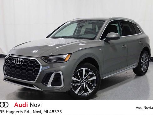 Certified 2024 Audi Q5 2.0T Premium image 1